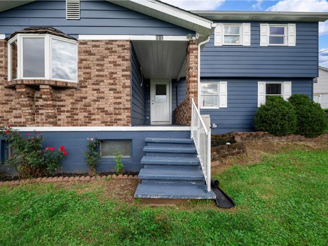 House for sale in Chicora, Pennsylvania