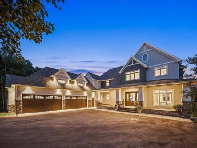 House for sale in Alberta