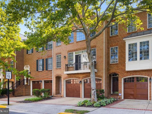 Townhouse for sale in Virginia