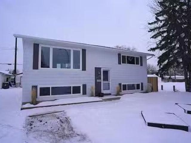 House for sale in East St. Paul, Manitoba