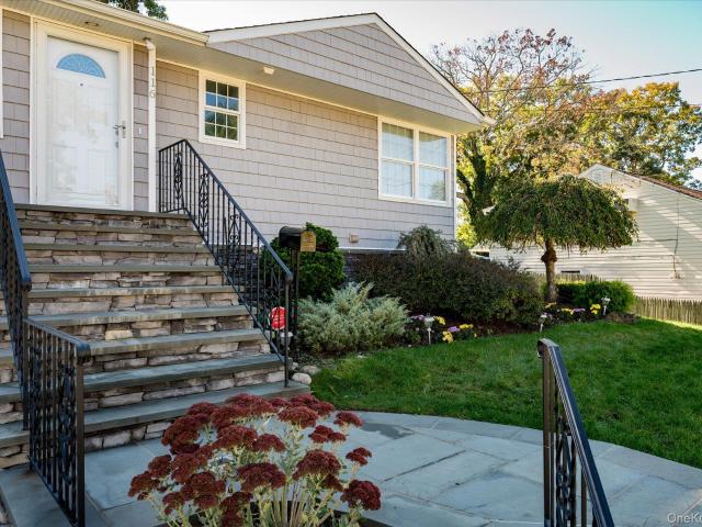 House for sale in Syosset, Nassau County