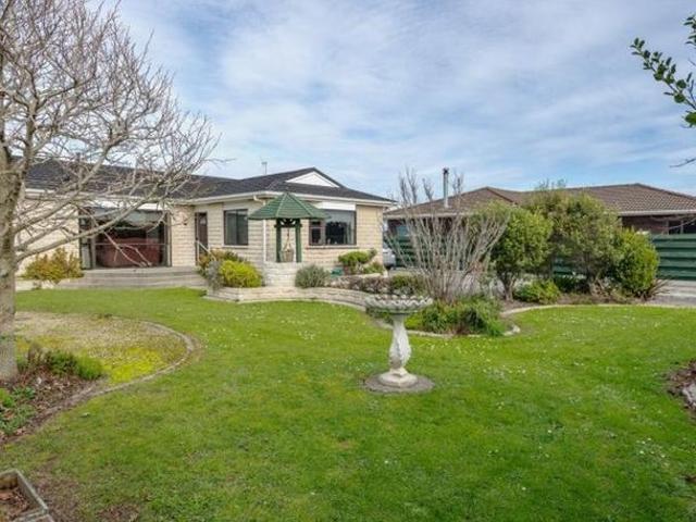 House for rent in Kelvin Grove, Palmerston North