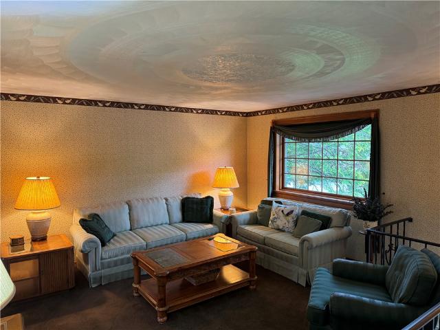 House for sale in Delmont House for sale in Delmont