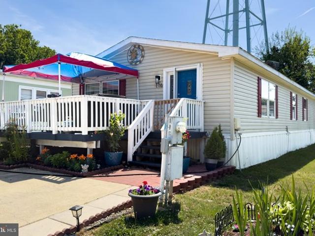 House for sale in Lothian, Maryland