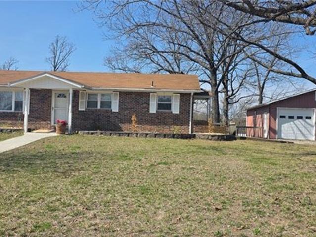 House for sale in Laurie, Missouri