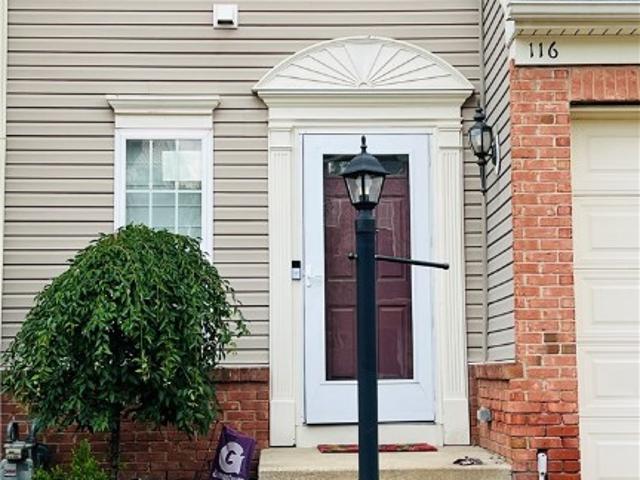 Condo for sale in Berea