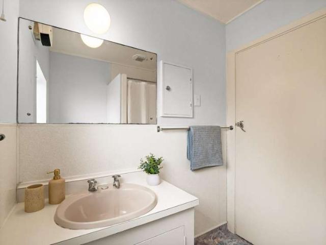 House for sale in Otakou