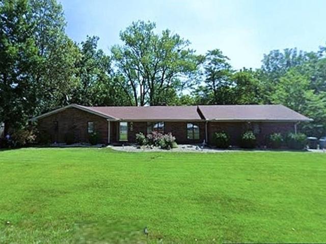 House for sale in Edwardsville, Madison County