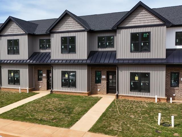 Townhouse for sale in Virginia