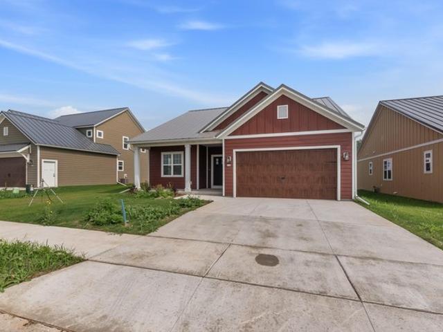 House for sale in Belgium, Wisconsin