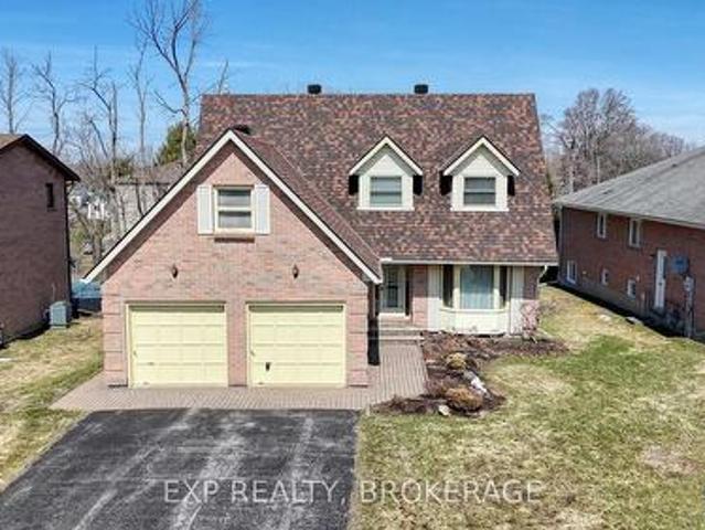 House for sale in Brockville, Ontario