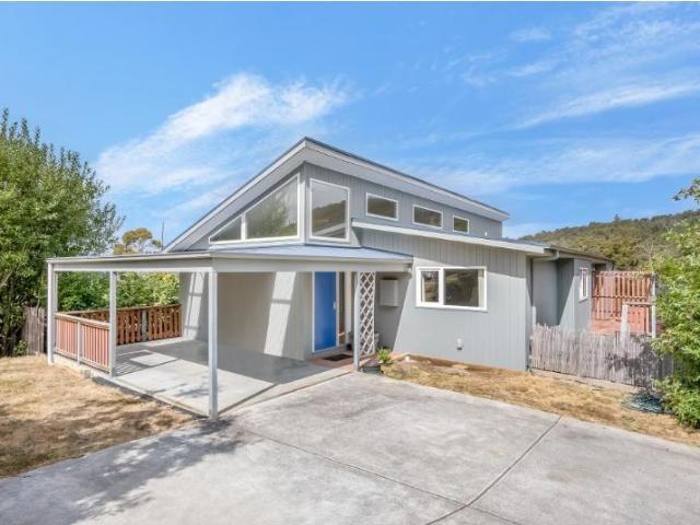 House for rent in Battery Point