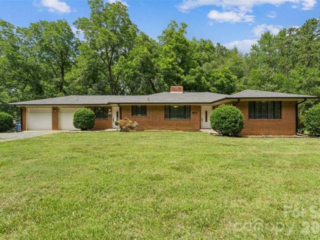 House for sale in Wingate, North Carolina