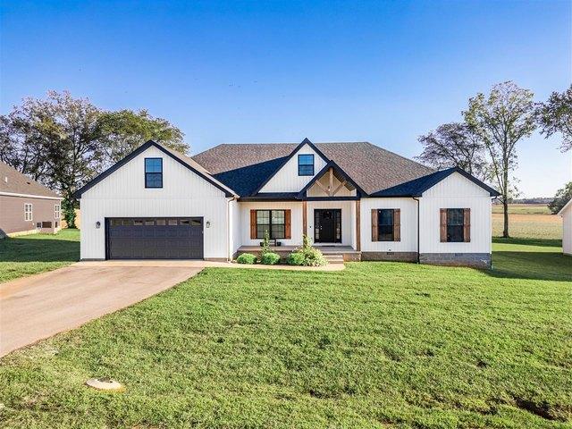 House for sale in Auburn, Kentucky
