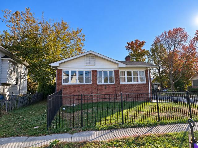 House for sale in Benton, Franklin County