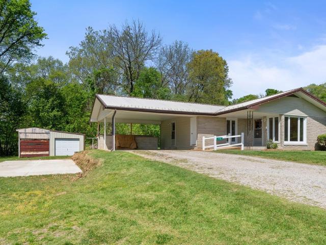 House for sale in Shoals, Indiana