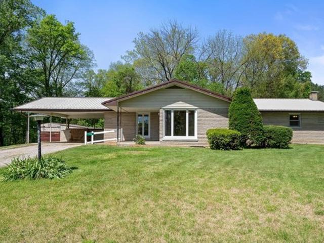House for sale in Shoals, Indiana