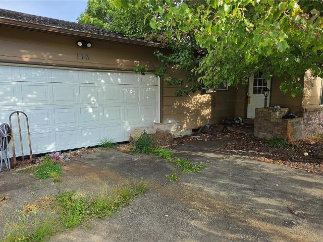 House for sale in Kelso, Washington