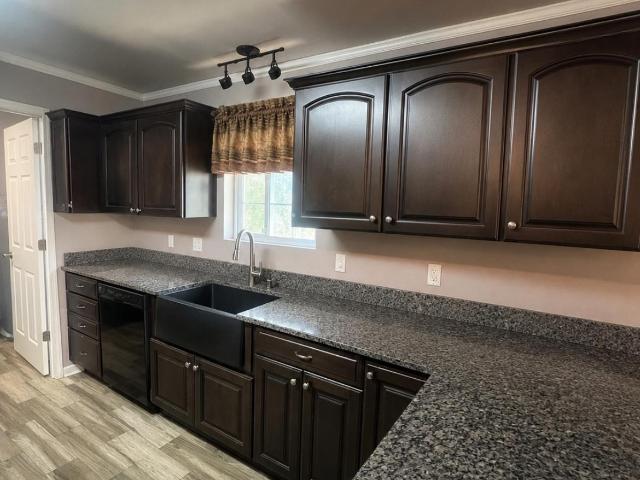 House for sale in Ark