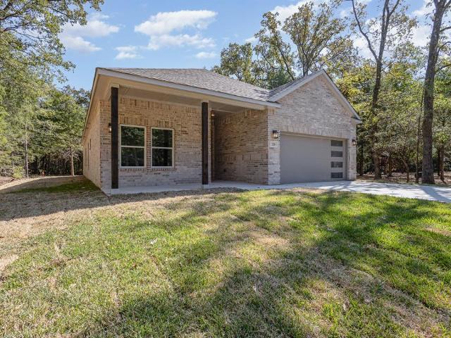 House for sale in Henderson, Texas