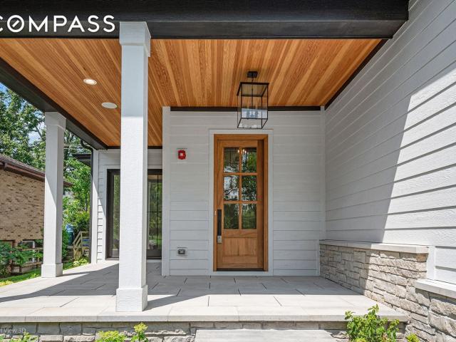 House for sale in Clarendon Hills