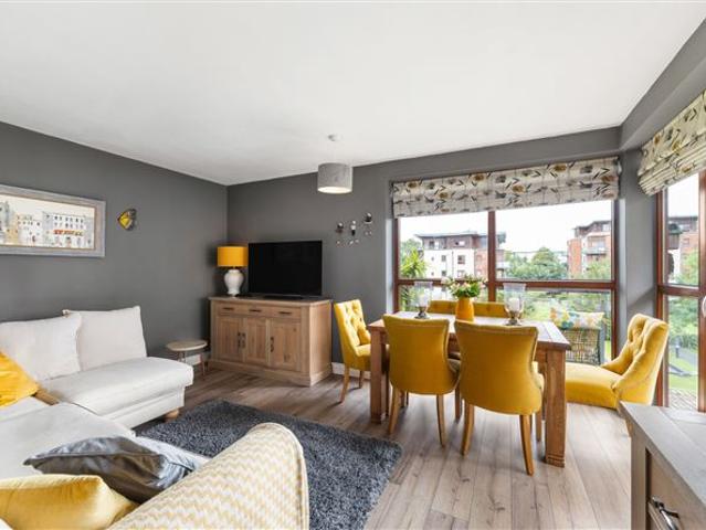 Apartment for sale in Bluebell, North Tipperary
