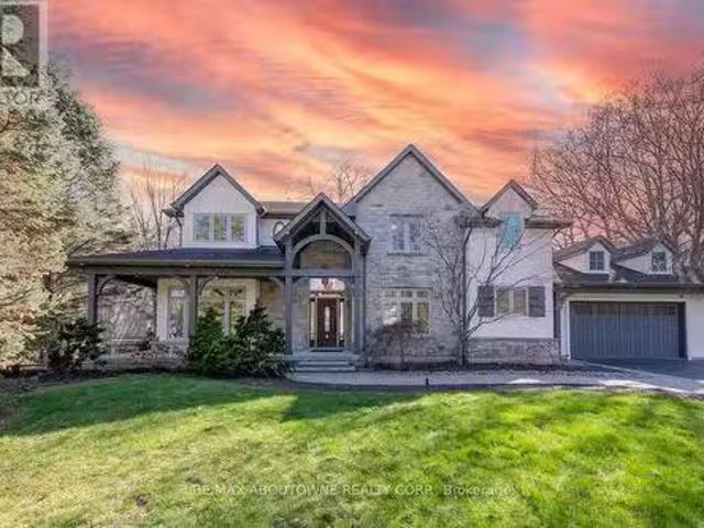 House for sale in Oakville, Ontario
