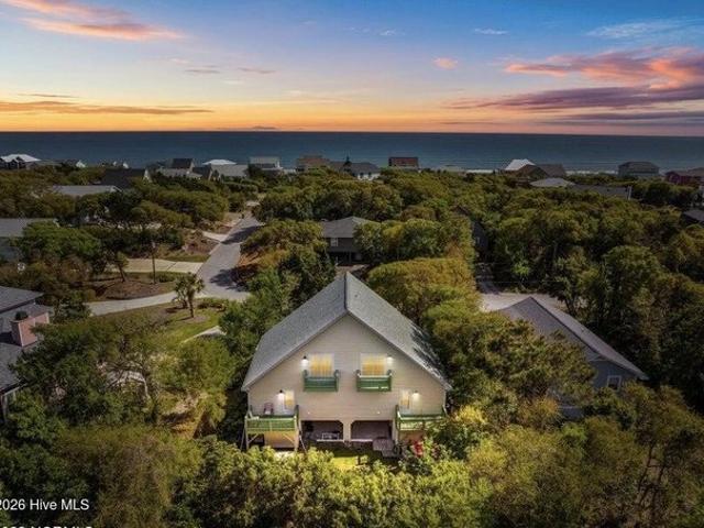 Townhouse for sale in Emerald Isle, North Carolina