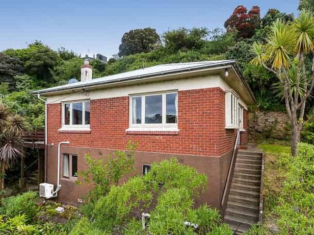 House for rent in Otakou