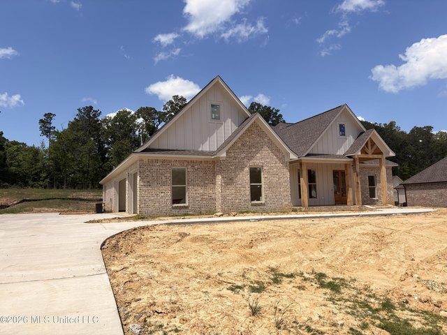 House for sale in Pearl, Mississippi