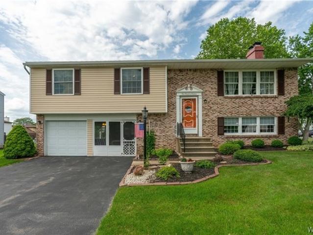 House for sale in Orchard Park, New York