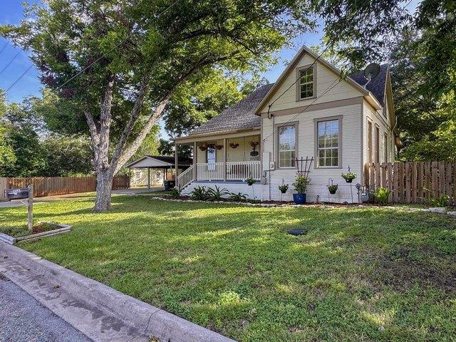 House for sale in Shiner, Texas