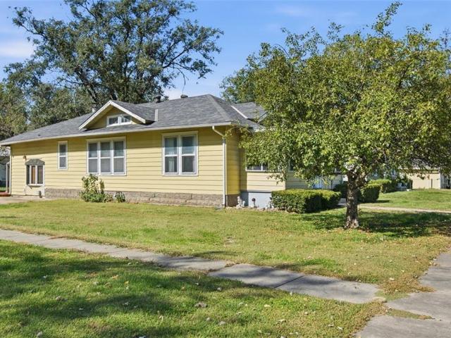 House for sale in Gardner, Johnson County