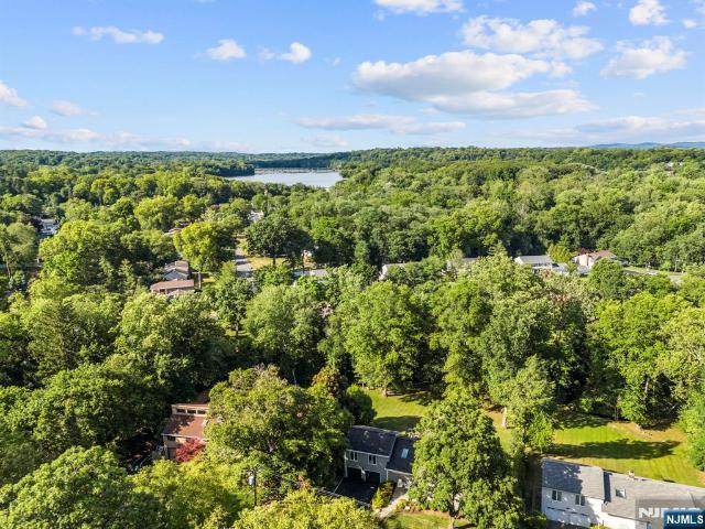 House for sale in Hillsdale, New Jersey