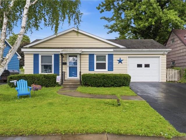 House for sale in Jamesville, New York