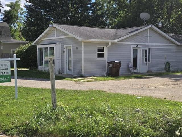 House for sale in Brooklyn, Michigan