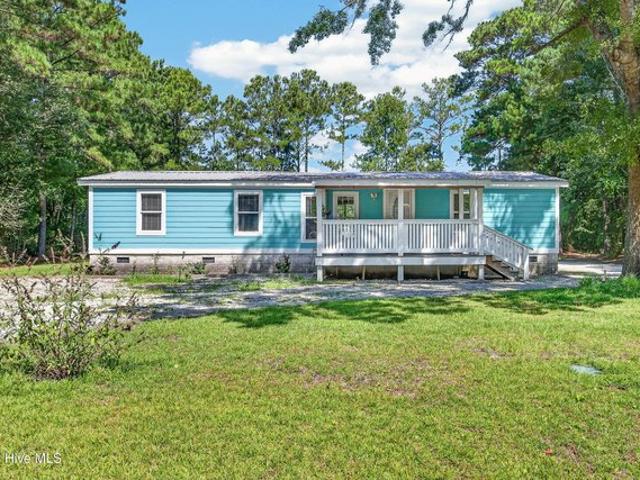House for sale in Sneads Ferry, North Carolina