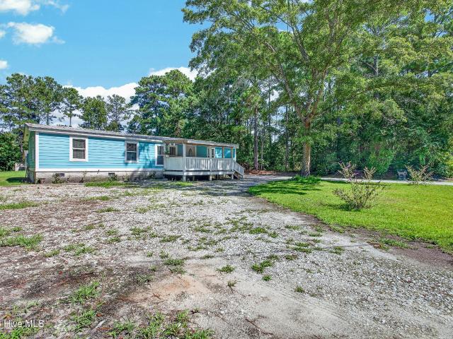 House for sale in Sneads Ferry, North Carolina