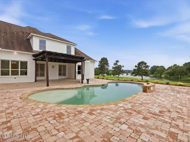 House for sale in Flora, Mississippi