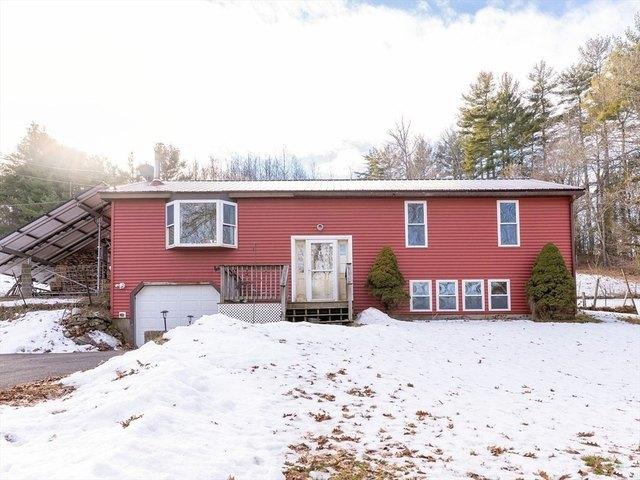 House for sale in New Braintree, Massachusetts