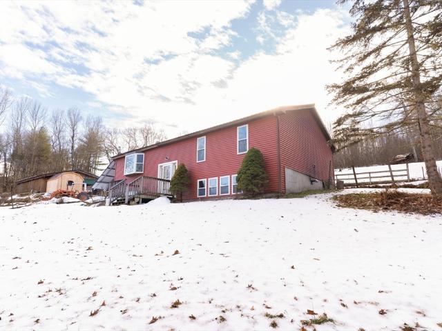 Property for sale in New Braintree, Massachusetts