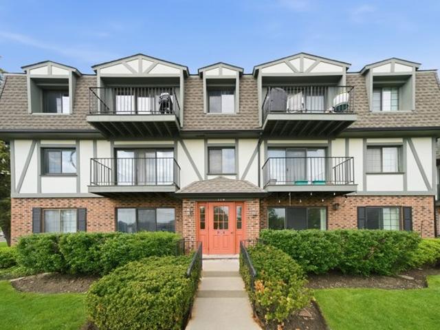 Condo for sale in Buffalo Grove, Illinois