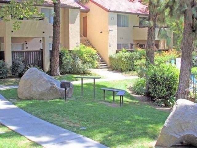 Apartment for rent in Fontana, California