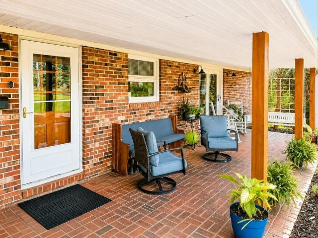 House for sale in Steeleburg, Claypool Hill