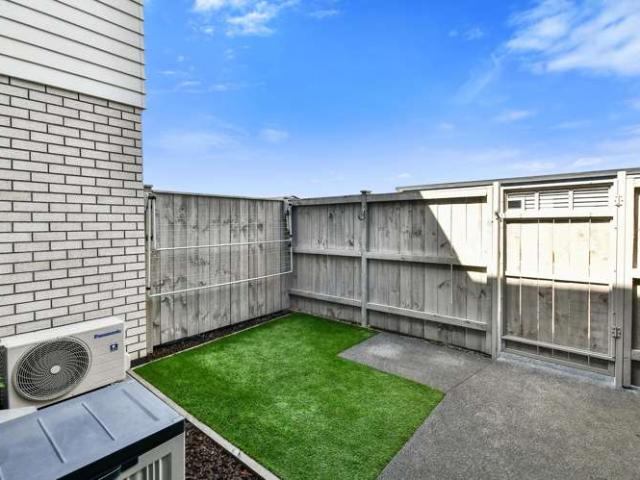 Townhouse for sale in Papakura
