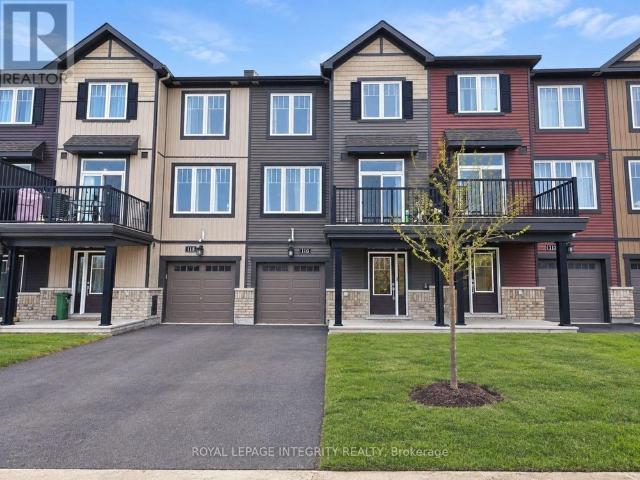 Townhouse for rent in Barrhaven West, Ottawa