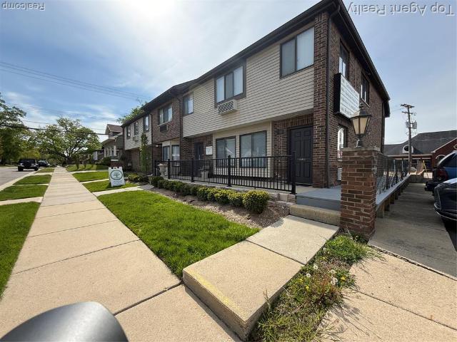 Commercial for sale in Rochester, Michigan