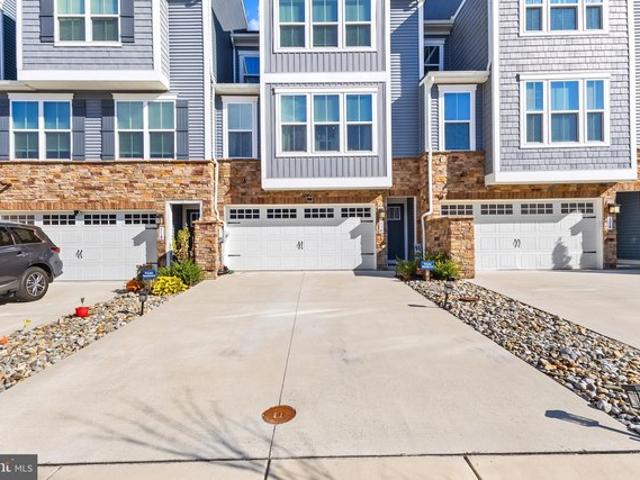 Townhouse for sale in Delaware