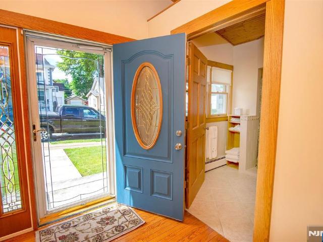 House for sale in Dumont, New Jersey