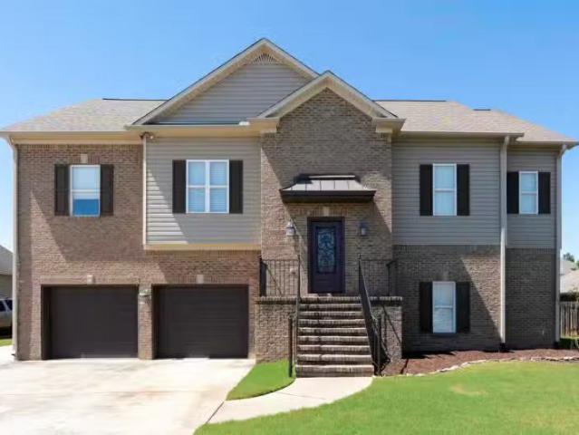 House for sale in Alabaster